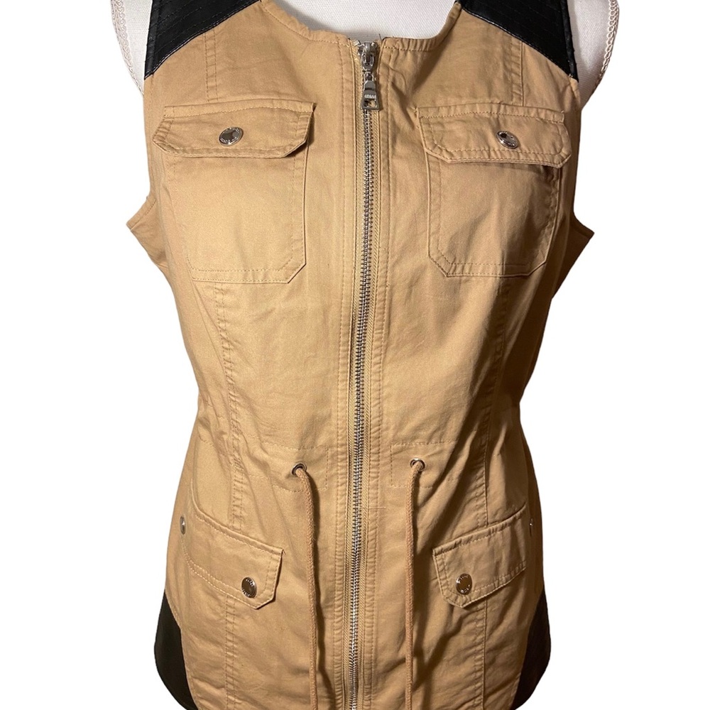 Guess khaki colored cargo vest size medium lightweight